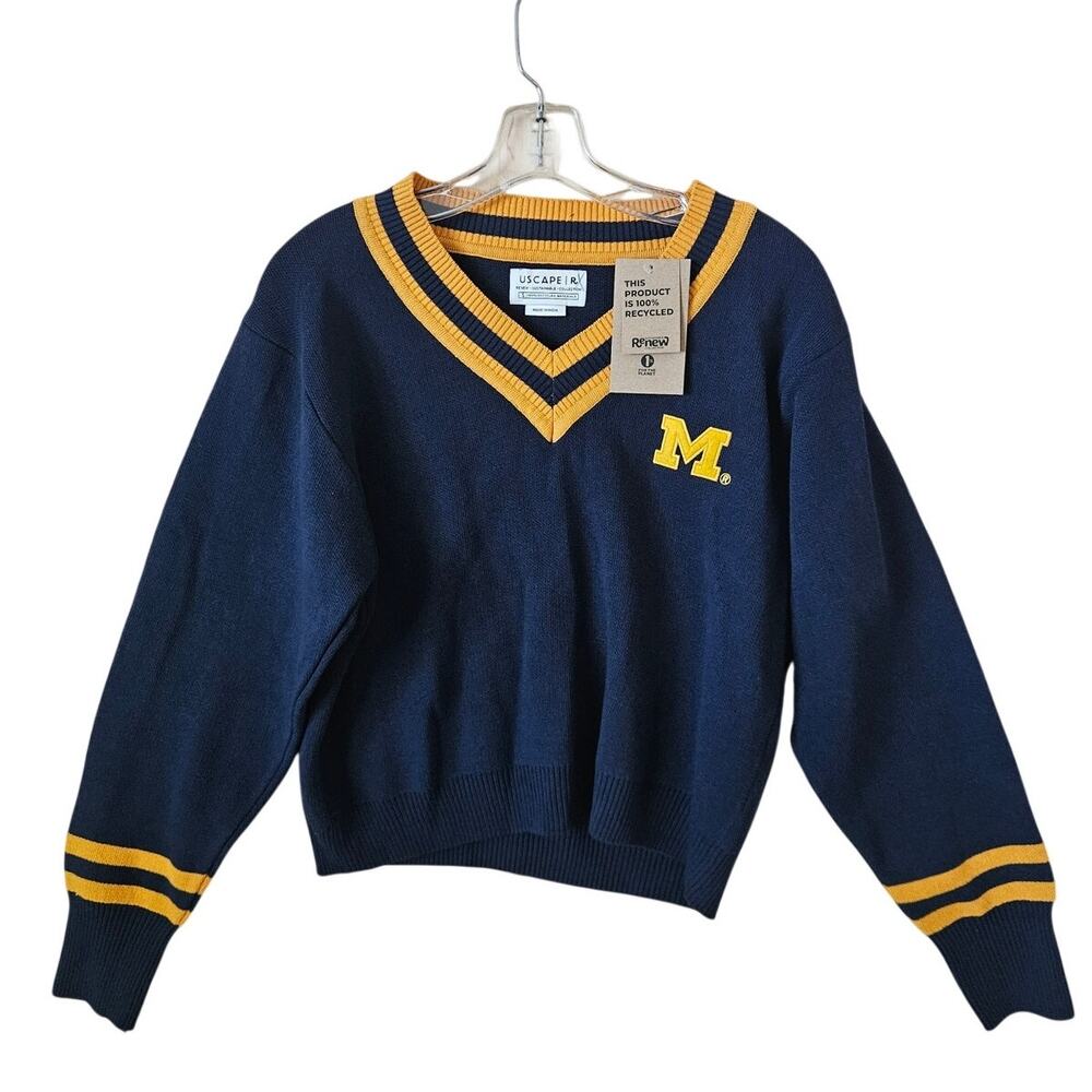 NWT Michigan Wolverine Retro Varsity V-Neck Pullover Sweater Navy Gold Uscape